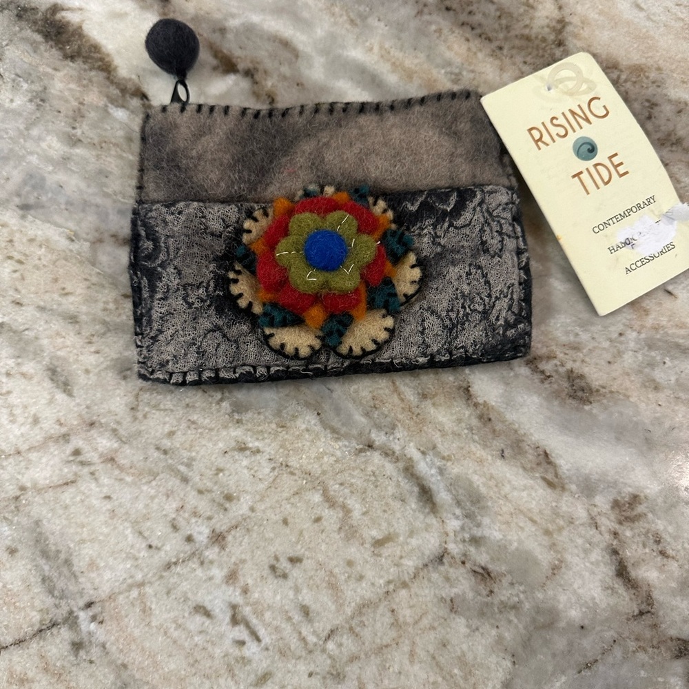NWT sheep wool bag Rising Tide